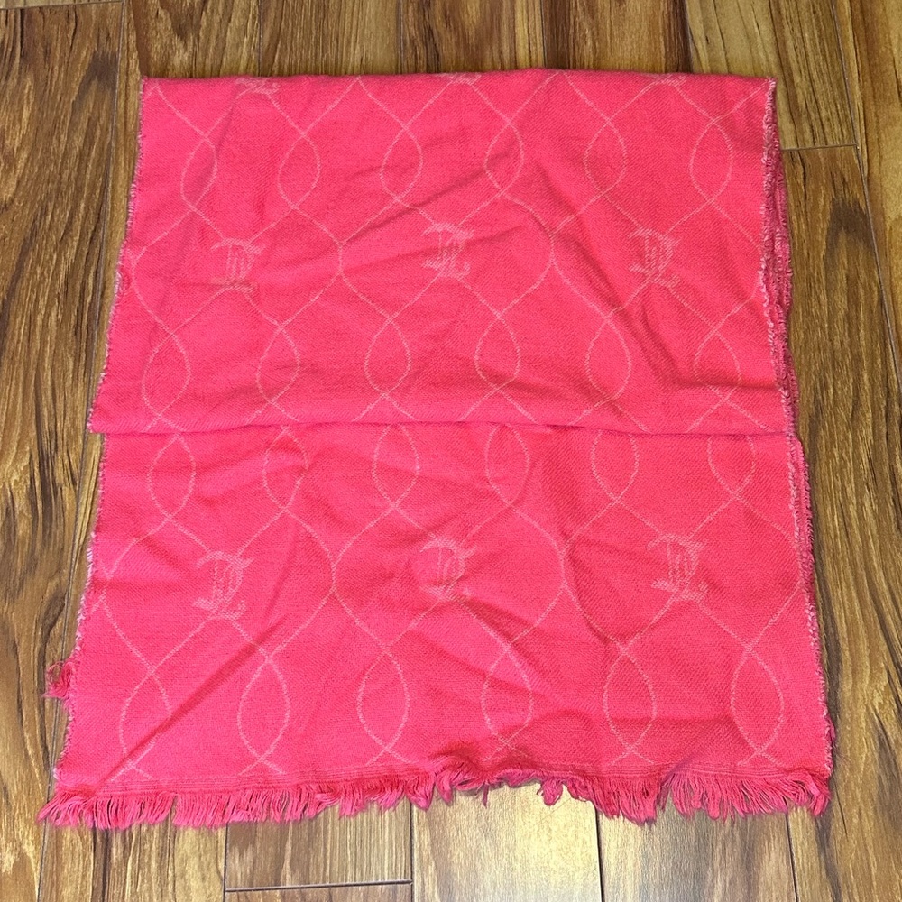 Juicy Couture scarf